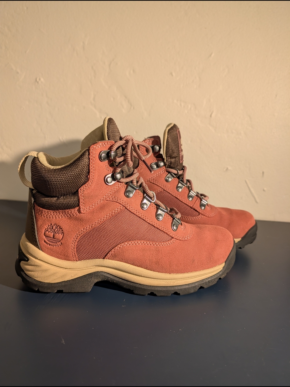Timberland Rust Pink Suede Hiking Boots Women's US 6 Waterproof
